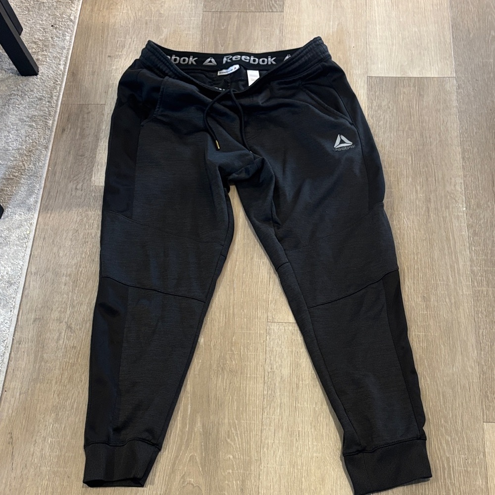 Reebok Mens Black Sweatpants- Size L